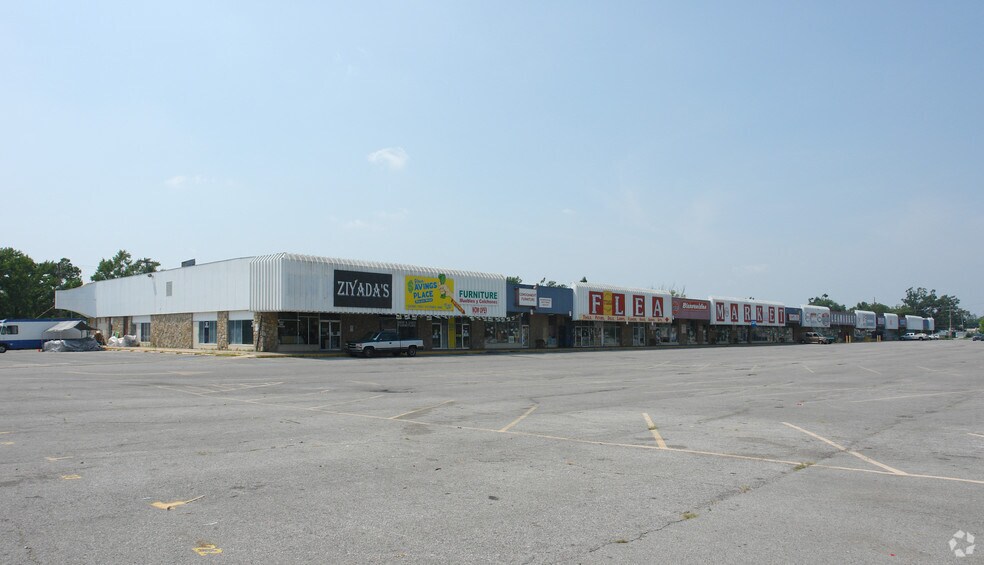 More Photos Of 9202-9244 E Admiral Pl, Tulsa Freestanding For Lease