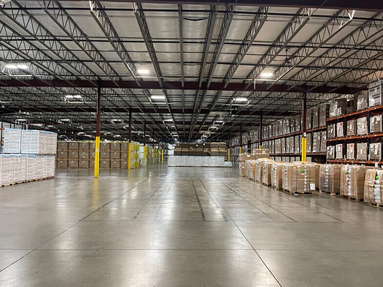 More Photos Of 10 Industrial Blvd, Sauk Rapids Warehouse For Sale