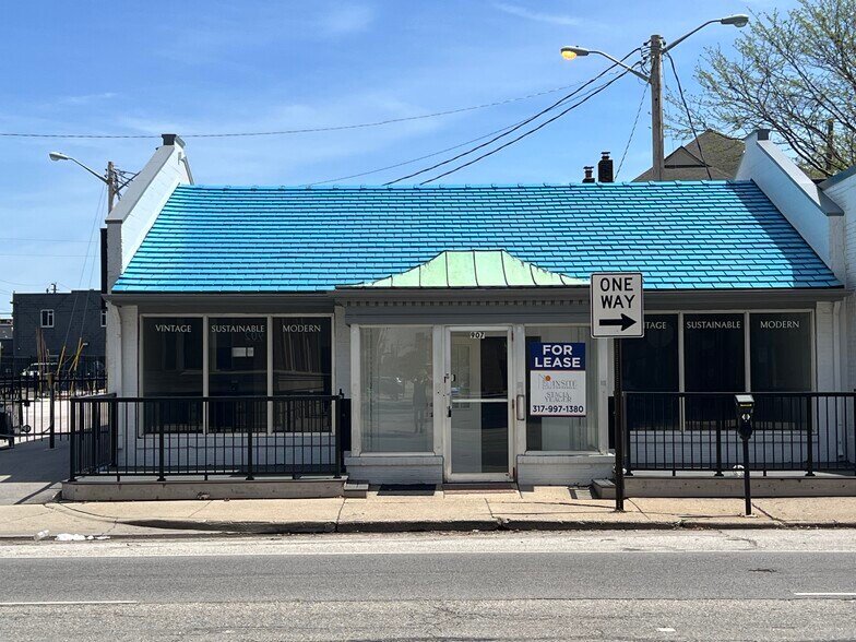 More Photos Of 907 N Pennsylvania St, Indianapolis Storefront Retail Office For Lease