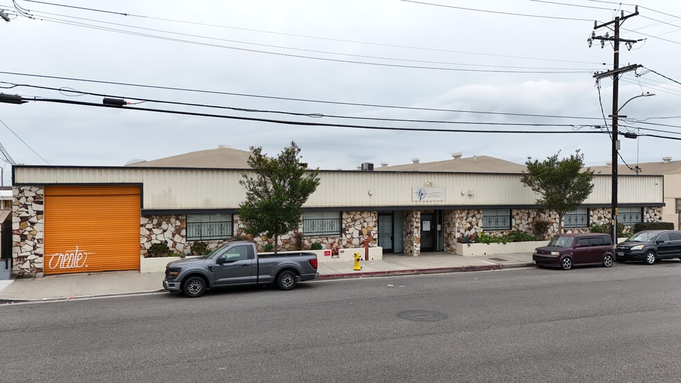 Primary Photo Of 1630 W 132nd St, Gardena Manufacturing For Lease