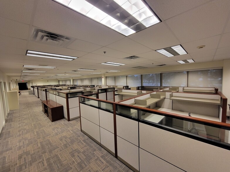 More Photos Of 701 E 60th St N, Sioux Falls Unknown For Lease