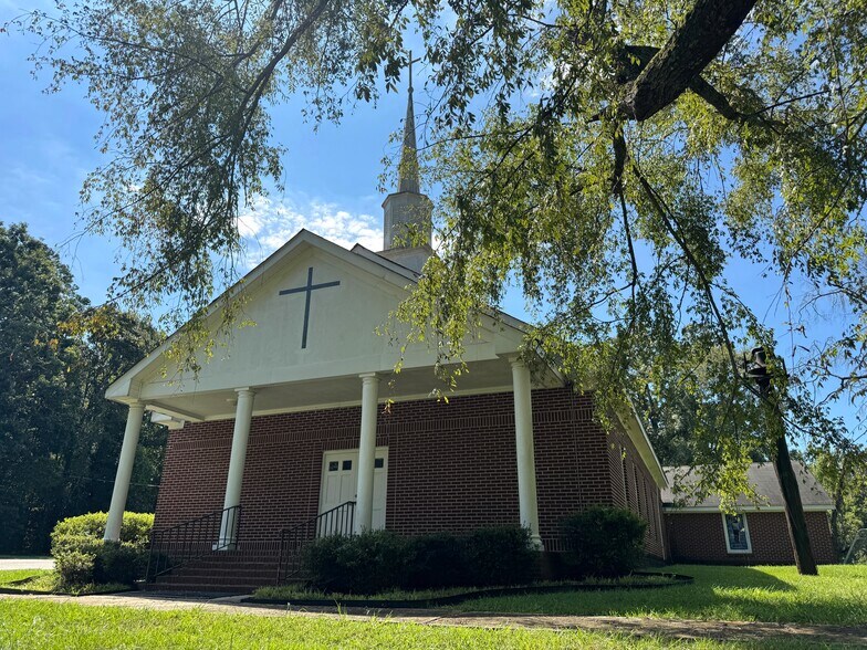 Primary Photo Of 426 Old Commerce Road Ext, Athens Religious Facility For Sale