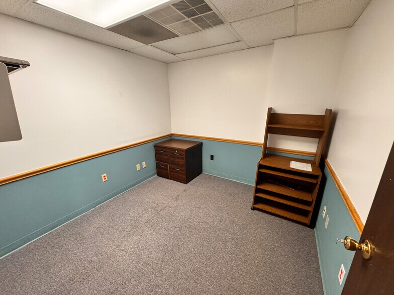 More Photos Of 55 E Main St, Carrollton Office For Sale