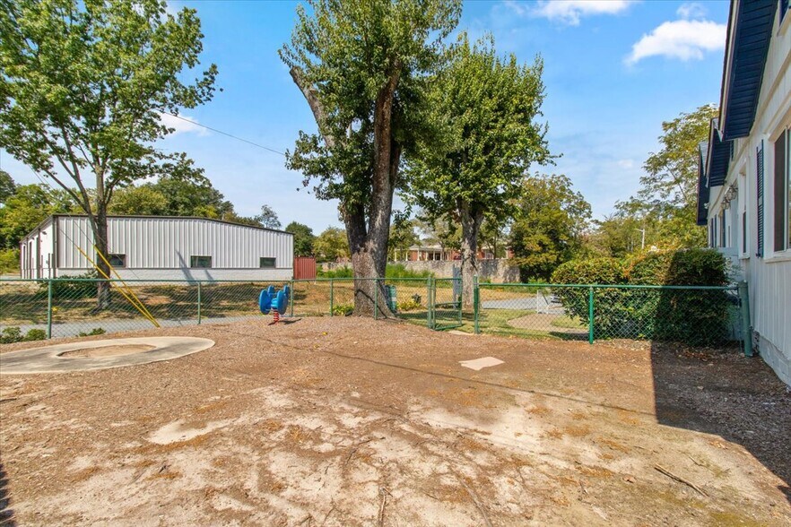 More Photos Of 57 Merritt St SE, Marietta Daycare Center For Sale