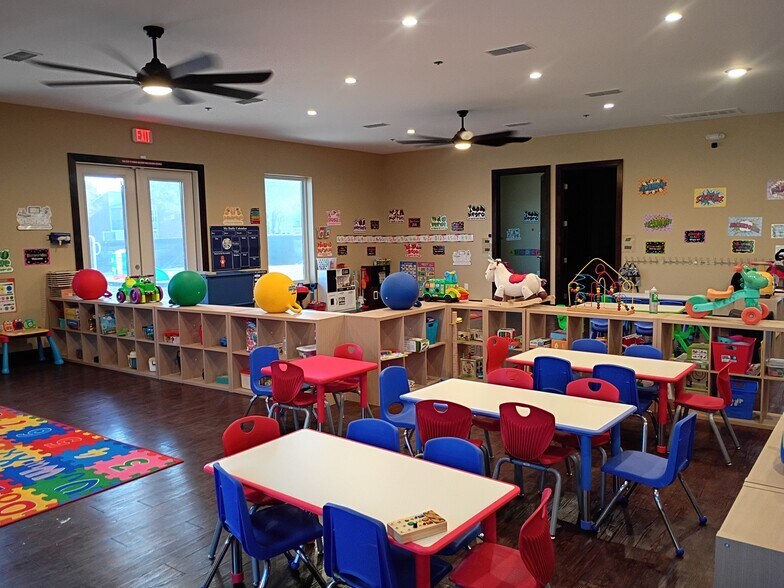More Photos Of 707 Center Ridge Dr, Duncanville Daycare Center For Sale