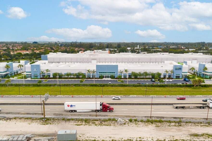 More Photos Of 475 N Cleary Rd, West Palm Beach Warehouse For Lease