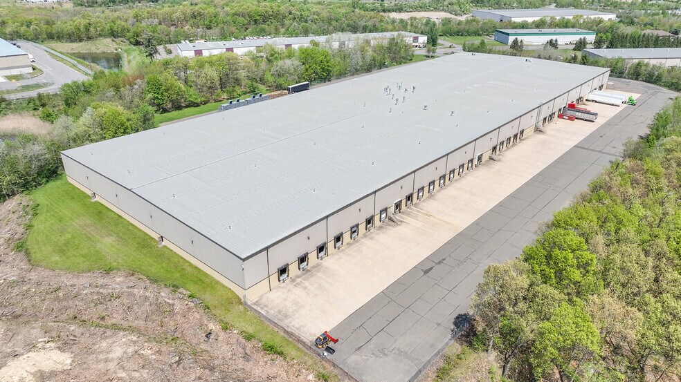 More Photos Of 1070 Hanover St, Wilkes-Barre Warehouse For Lease