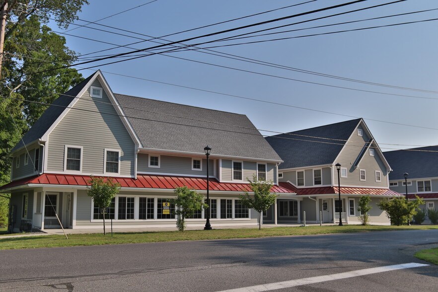 2733 Firehouse Ln, Red Hook, NY 12571 Apartments For Sale