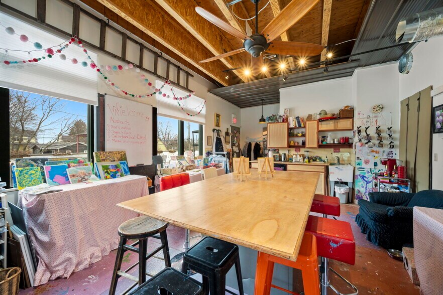 More Photos Of 8052 W Main St, Rathdrum Office Residential For Sale