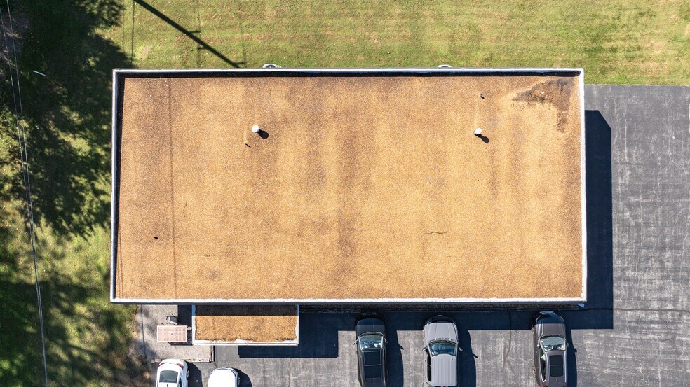 More Photos Of 202 W Main St, Glen Carbon General Retail For Sale