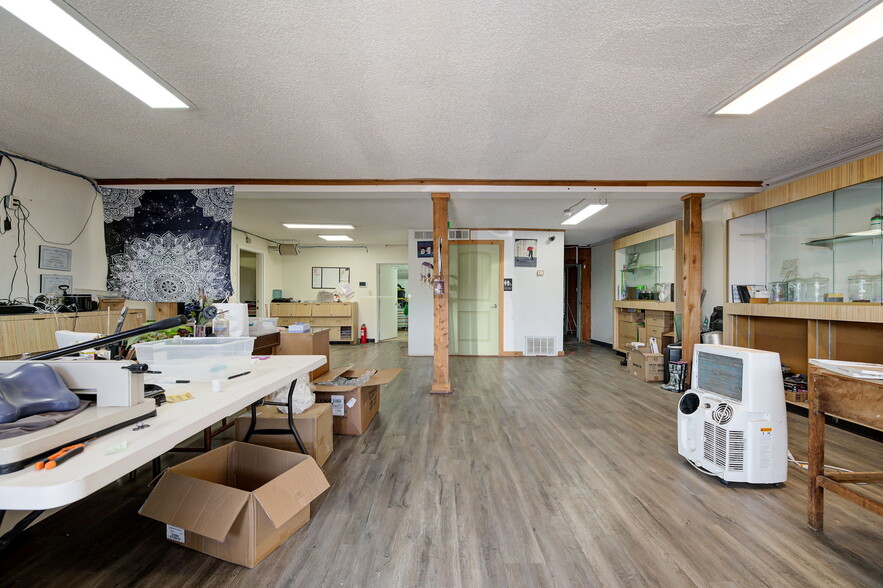 More Photos Of 10513 S Sunnylane Rd, Oklahoma City Freestanding For Sale