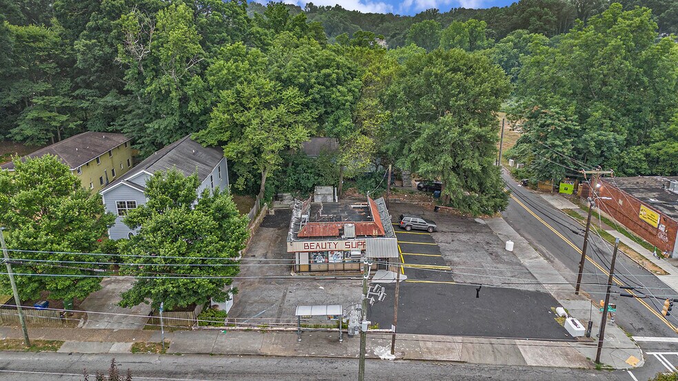 More Photos Of 1206 Joseph E Boone Blvd NW, Atlanta Freestanding For Sale