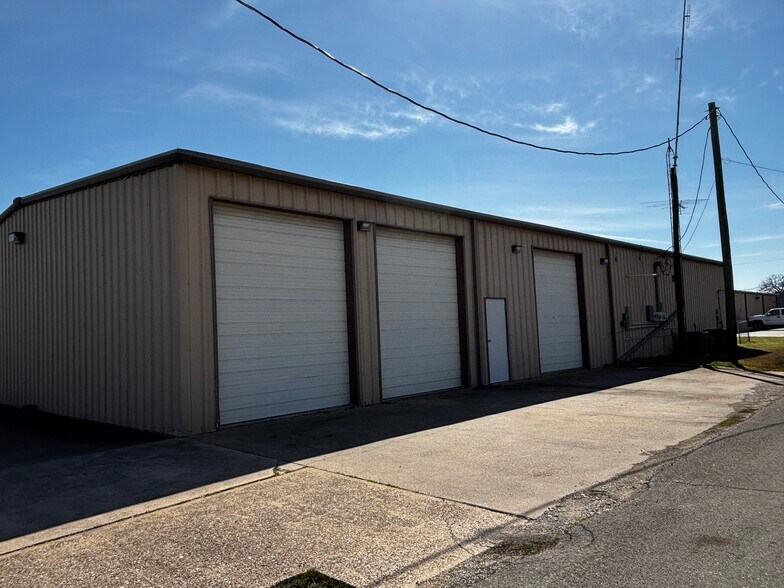 More Photos Of 5315 US Highway 377 S, Aubrey Storefront Retail Office For Lease