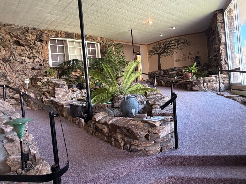 More Photos Of 800 Palmer St, Delta Flex For Sale
