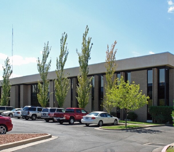 More Photos Of 4050 Rio Bravo Dr, El Paso Office For Lease