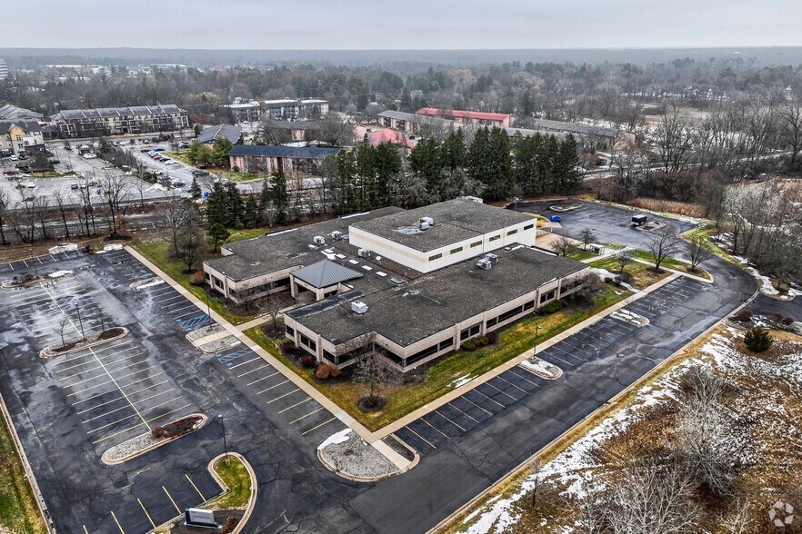 More Photos Of 4440 Hagadorn Rd, Okemos Light Manufacturing For Lease