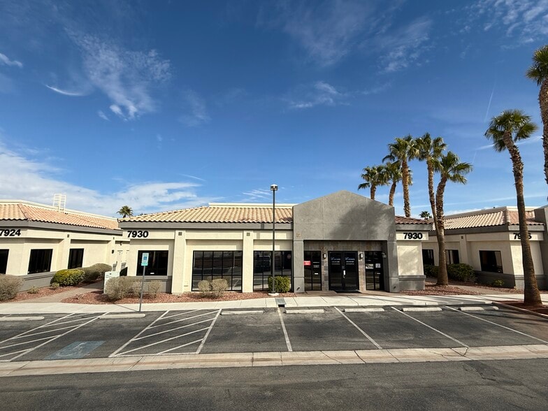 More Photos Of 7930 W Sahara Ave, Las Vegas Office For Sale