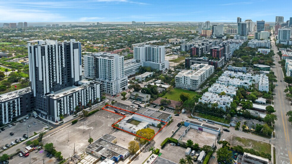 More Photos Of 804 NE 4th Ave, Fort Lauderdale Flex For Lease