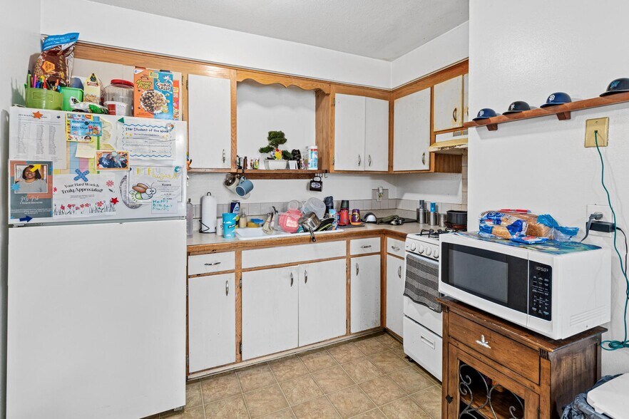 More Photos Of 4220 4th St NE, Columbia Heights Apartments For Sale