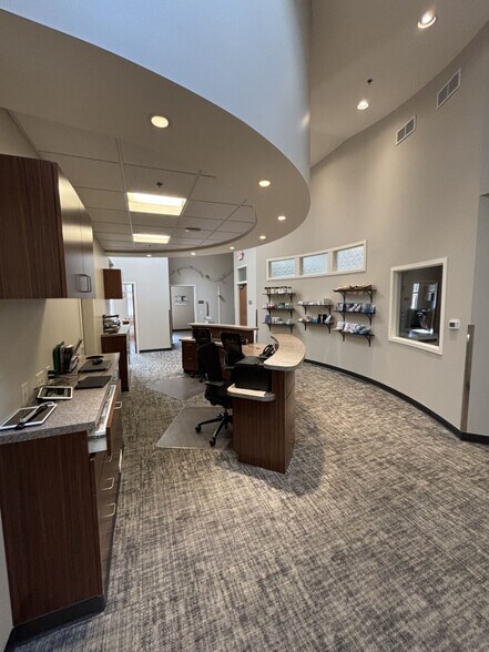 More Photos Of 1195 Wilson Ave NW, Grand Rapids Medical For Lease