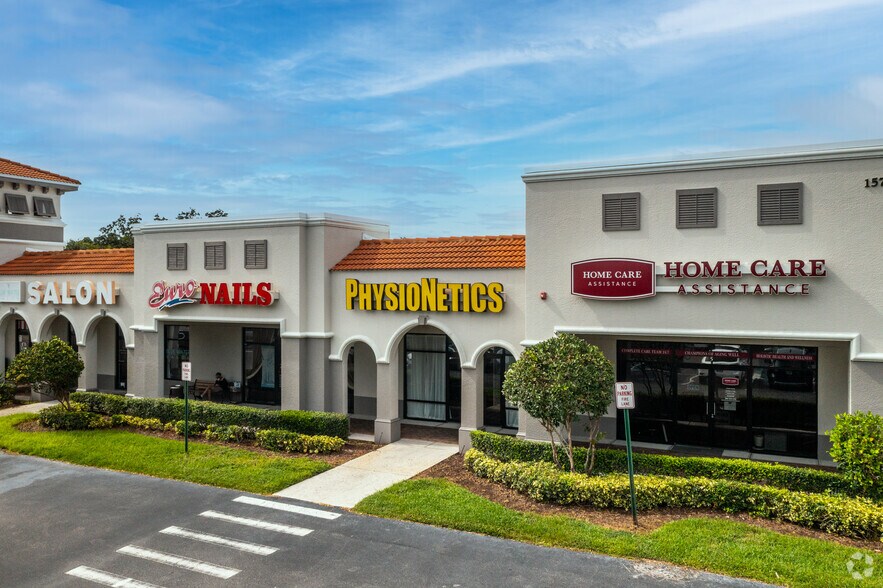More Photos Of 1575 Pine Ridge Rd, Naples General Retail For Sale