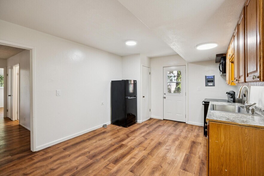 More Photos Of 601 Burns Ave, Aptos Multifamily For Sale