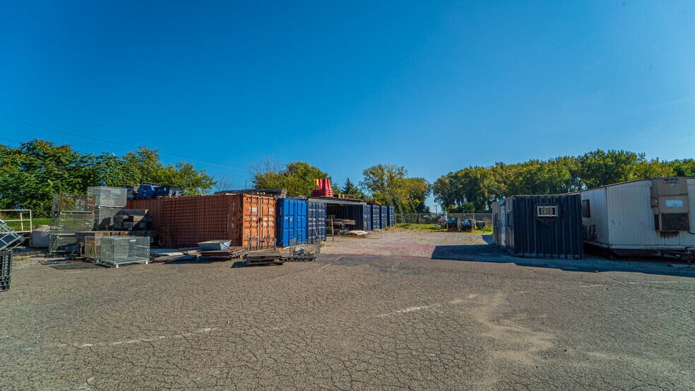 More Photos Of 6610 Shepherd Ave, Portage Distribution For Lease