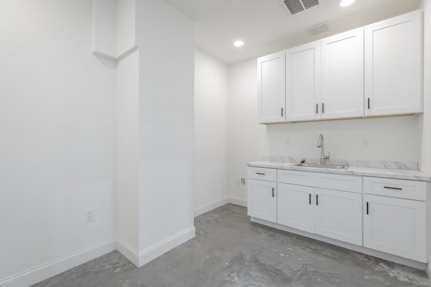 More Photos Of 3906 Caine Ln, Chattanooga Unknown For Lease