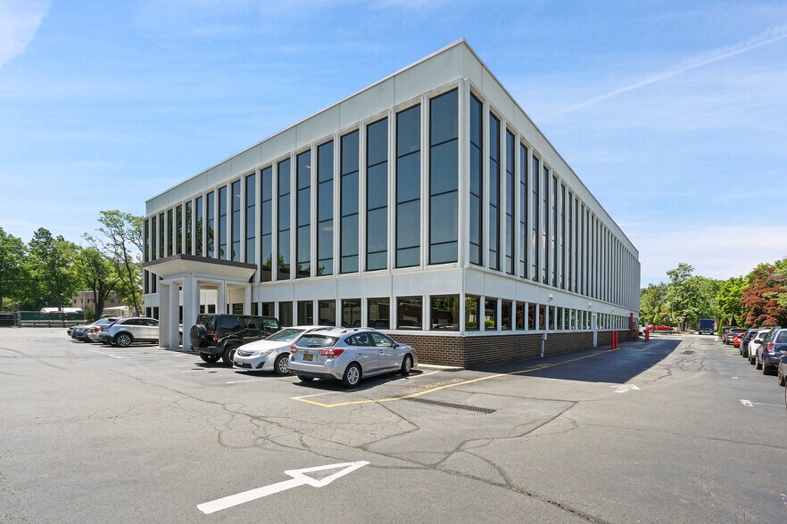 More Photos Of 1940 Commerce St, Yorktown Heights Office For Lease