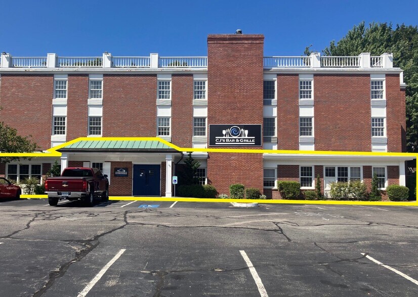 More Photos Of 25 Summer St, Plymouth Hospitality For Sale