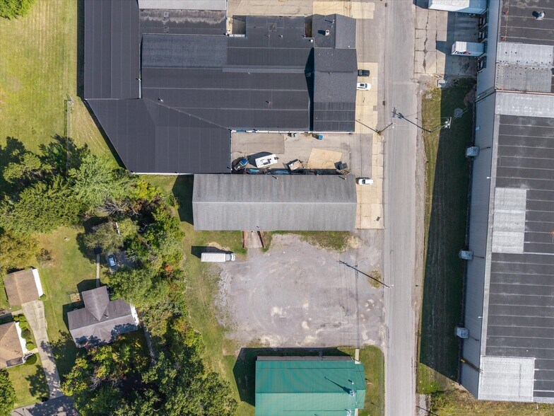 More Photos Of 204 Grand Ave, Clarion Warehouse For Sale