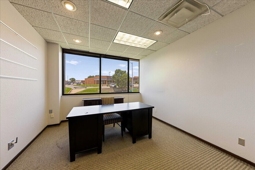More Photos Of 11775 W 112th St, Overland Park Medical For Sale