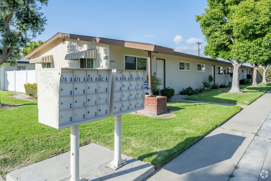 More Photos Of 870-899 S Philadelphia St, Anaheim Apartments For Sale