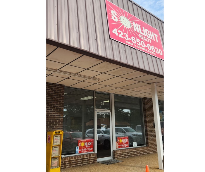 Primary Photo Of 58-54 Mouse Creek Rd, Cleveland General Retail For Lease