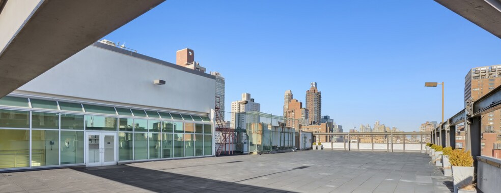 More Photos Of 325 E 60th St, New York Office For Lease