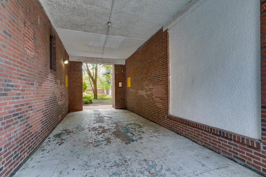 More Photos Of 130-146 Garrett Rd, Upper Darby Township Apartments For Sale