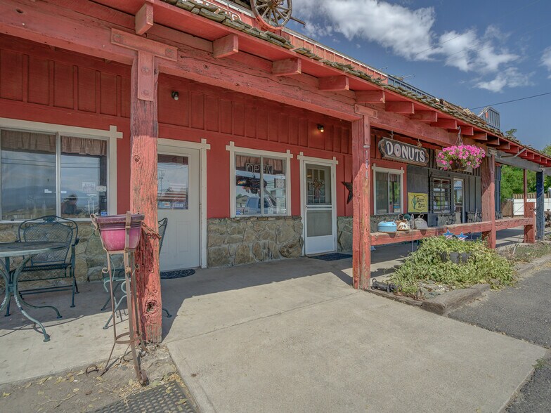 More Photos Of 180 E Webb St, Montague Warehouse For Sale