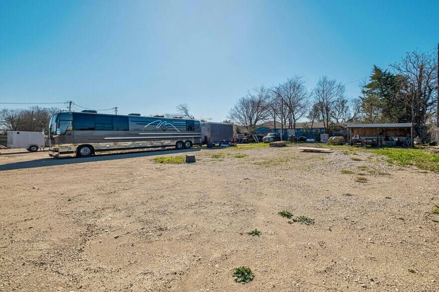 More Photos Of 1401 Mooreland Dr, Austin Land For Sale