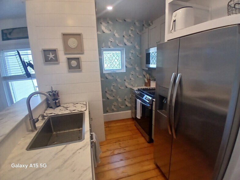 More Photos Of 117 Water St, Stonington Apartments For Sale