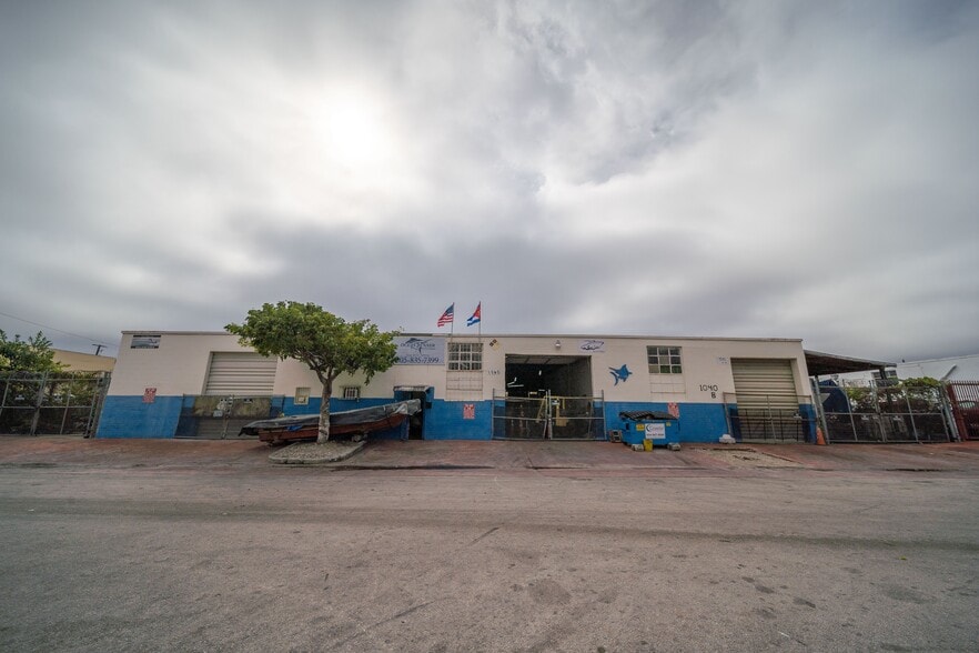 More Photos Of 1040 E 26th St, Hialeah Warehouse For Sale