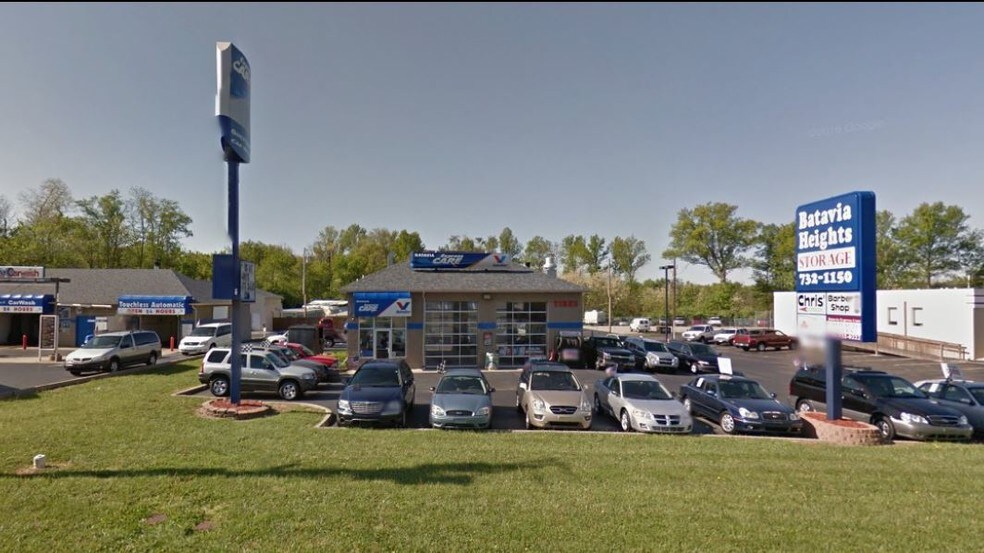 More Photos Of 1012 Hospital Dr, Batavia Auto Dealership For Lease