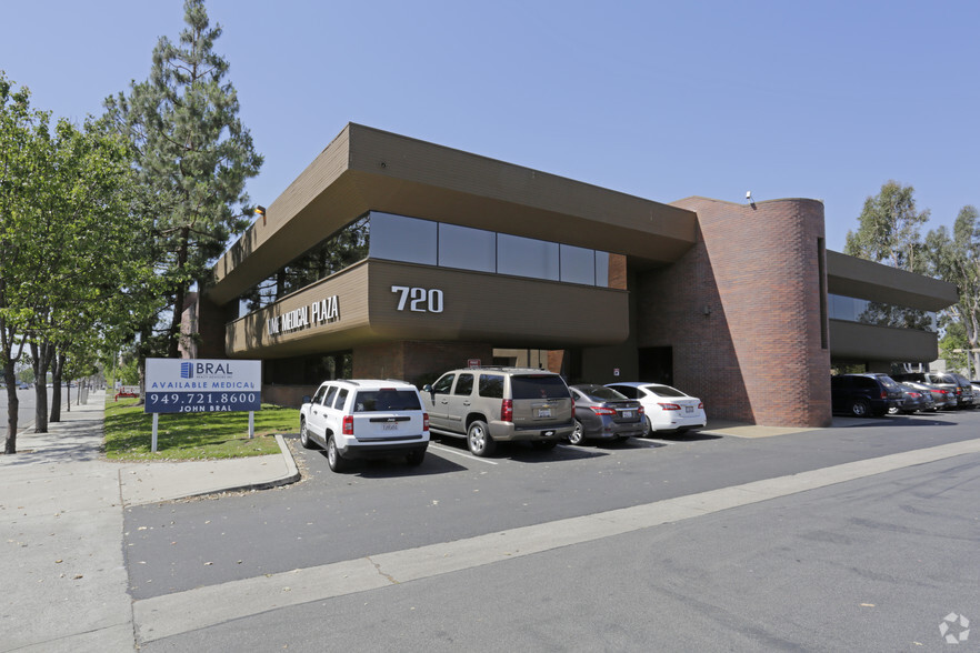 Primary Photo Of 720 N Tustin Ave, Santa Ana Medical For Lease