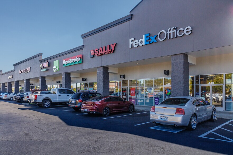 More Photos Of 5700 100th St SW, Lakewood Unknown For Lease