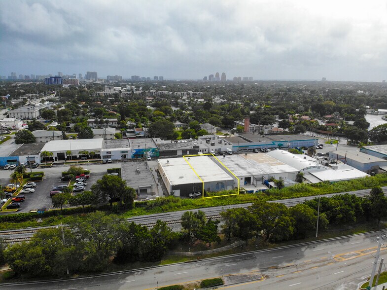 More Photos Of 3031-3035 NE 12th Ter, Oakland Park Warehouse For Sale