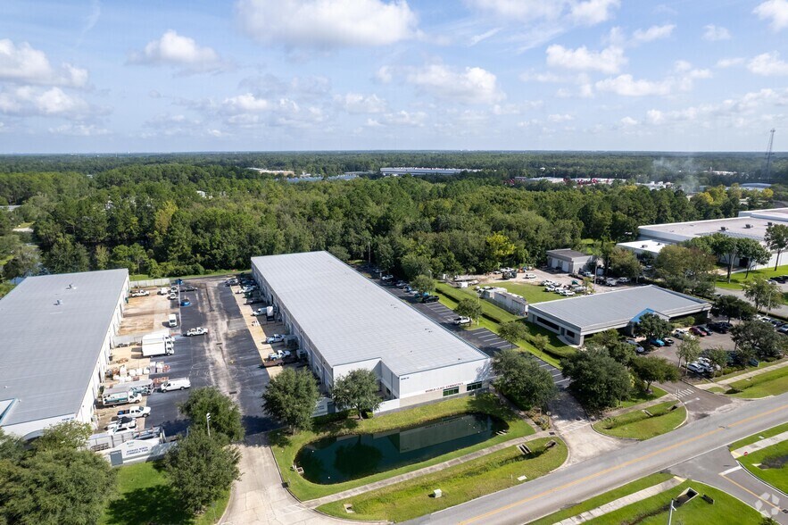 More Photos Of 5605 Florida Mining Blvd S, Jacksonville Warehouse For Lease