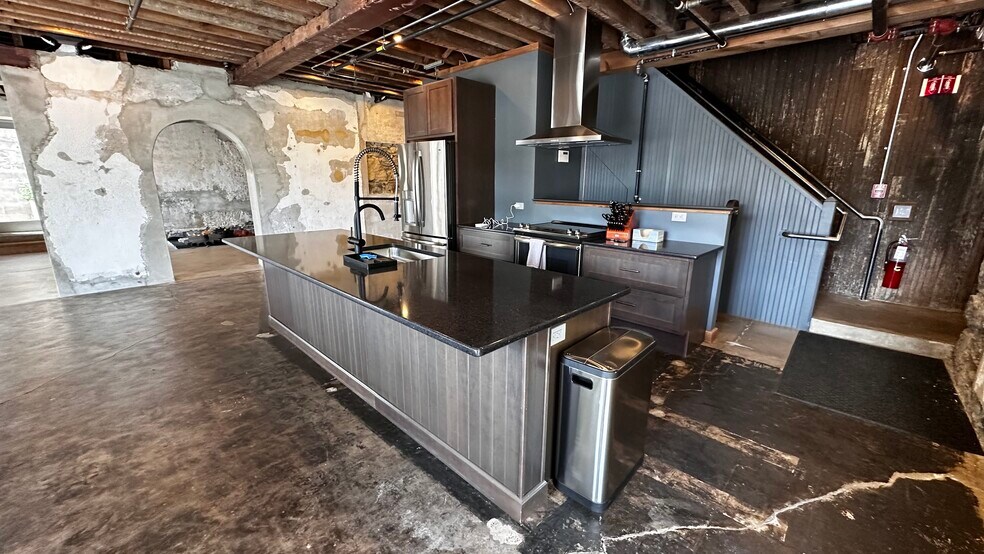 More Photos Of 225 Ferry St, Easton Office Residential For Lease