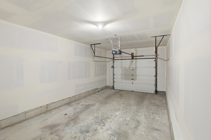 More Photos Of 7018 N Whitehouse St, Spokane Multifamily For Sale