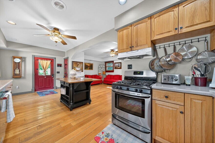 More Photos Of 5549 Main St, Augusta Hospitality For Sale