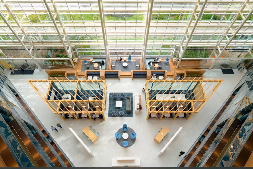 More Photos Of 1 Concourse Pky NE, Atlanta Office For Sale