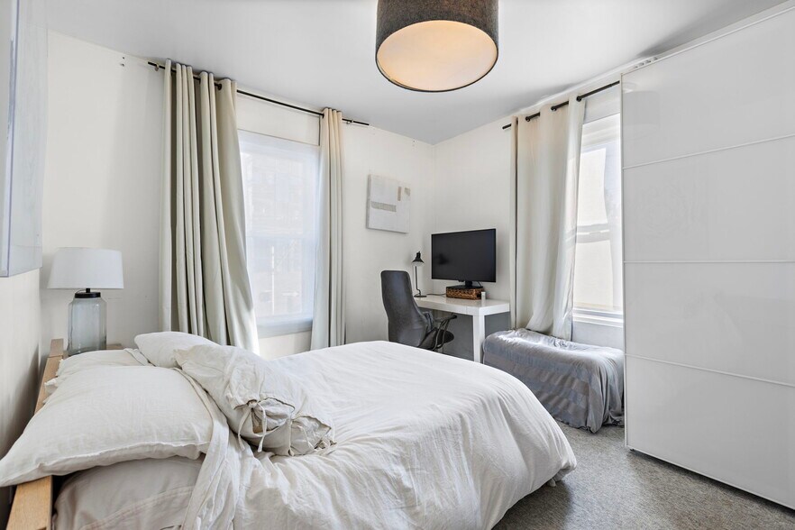 More Photos Of 201 16th St, Union City Storefront Retail Residential For Sale